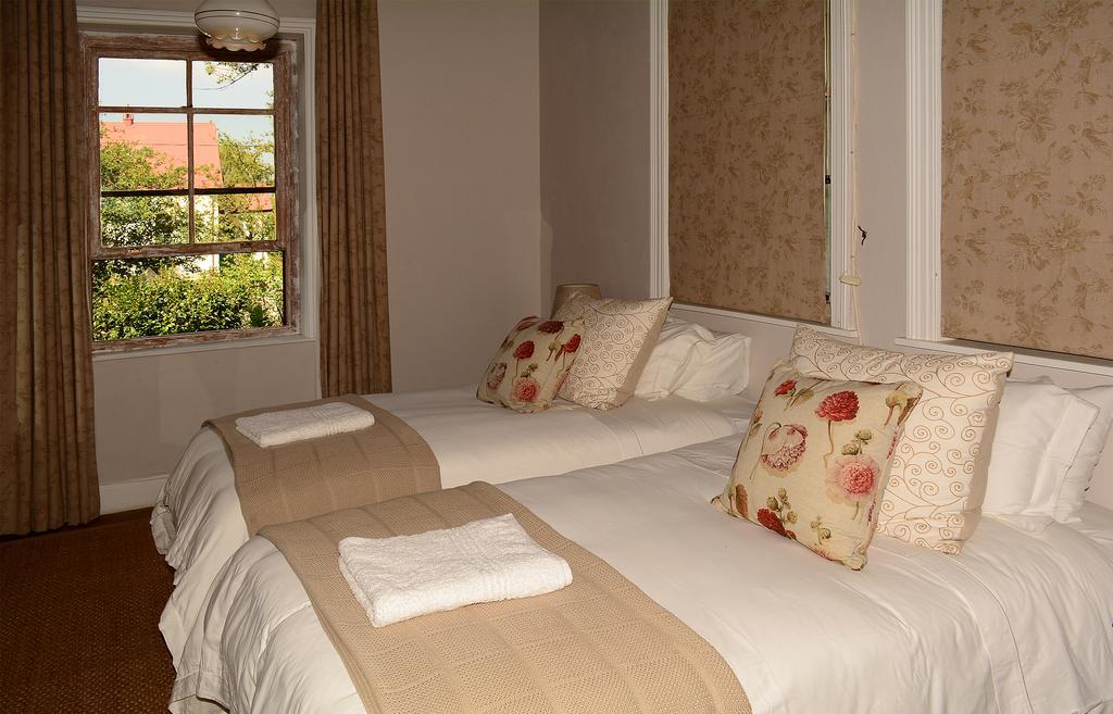 Toad Hall Guest House Wakkerstroom 外观 照片