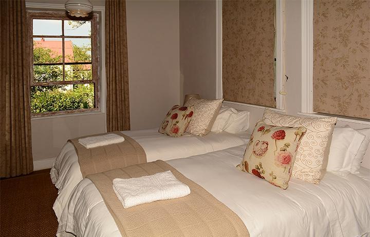 Toad Hall Guest House Wakkerstroom 外观 照片